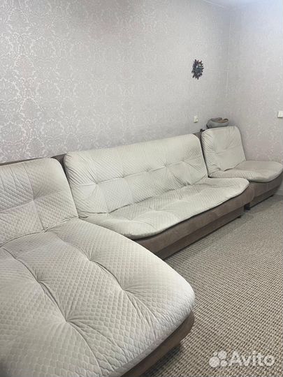 Комплект мягкой мебели