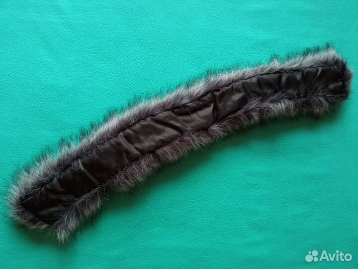 Меховой воротник серый