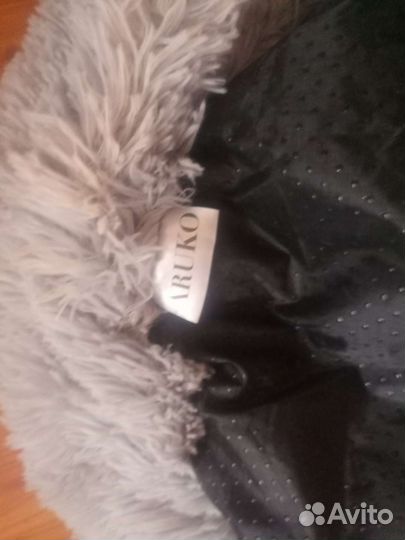 Лежанка для кошек новая