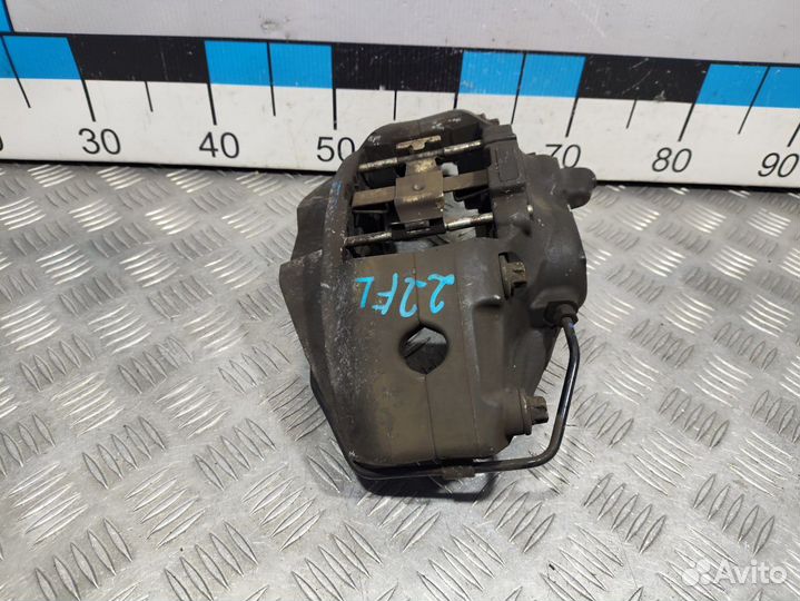 Б/У Суппорт тормозной передний левый BMW#001