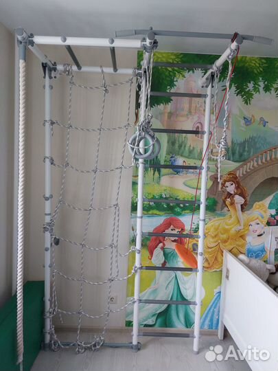 Детская шведская стенка