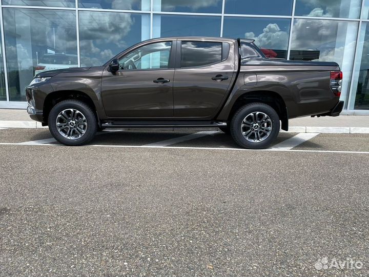 Mitsubishi L200 2.4 AT, 2022