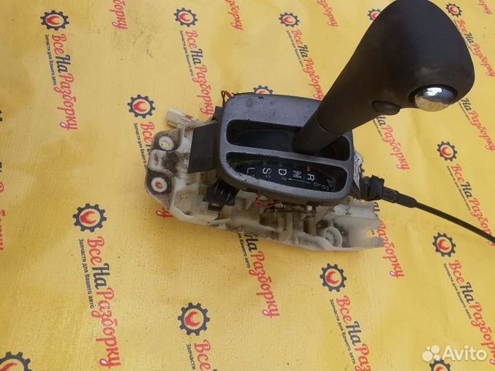 Рычаг селектор АКПП Mazda 323 Bj седан 1.5 2002
