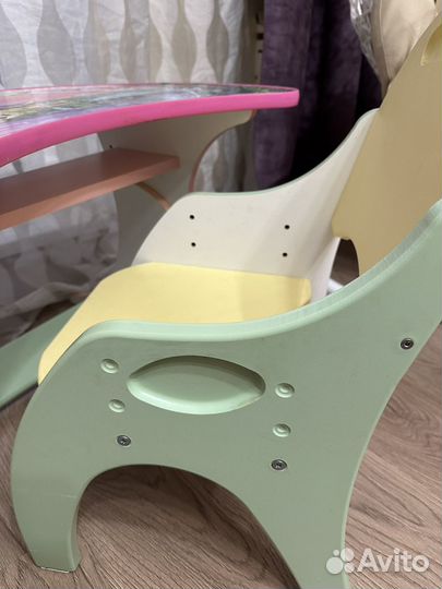 Детский столик и стульчик растущий