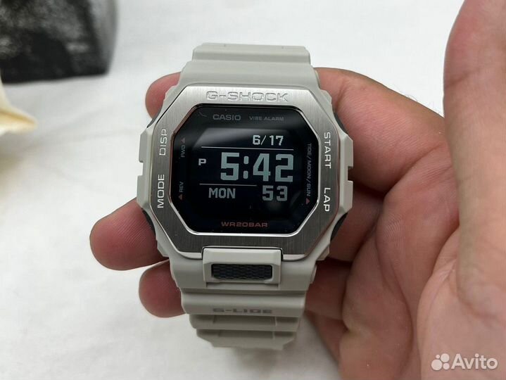 Оригинальные часы Casio G-Shock GBX-100-8D