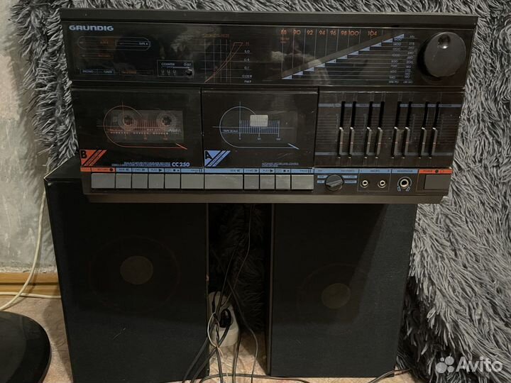 Gramofon Grundig cc 250 vinyl na kasety