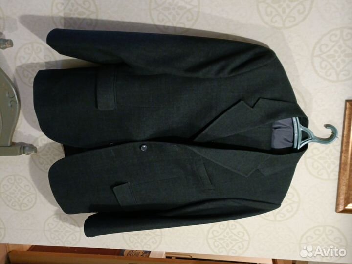 Костюм 48-50 176 италия