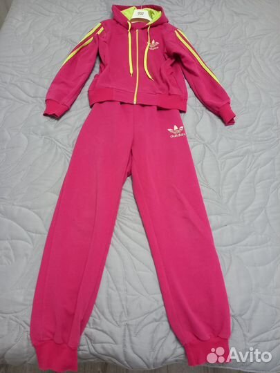 Спортивный костюм для девочки