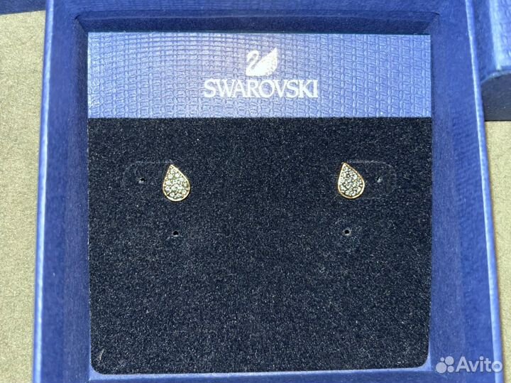 Гвоздики svarowski