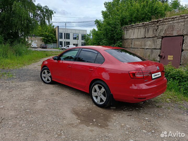 Volkswagen Jetta 1.6 AT, 2015, 128 800 км