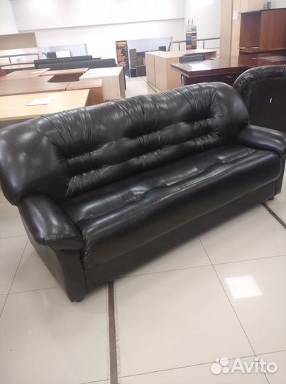 Офисный диван