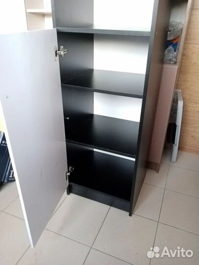 Шкаф- пенал новый