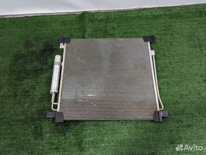 Радиатор кондиционера Mitsubishi Pajero Sport 3