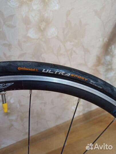 Шоссейные колеса Oval 327