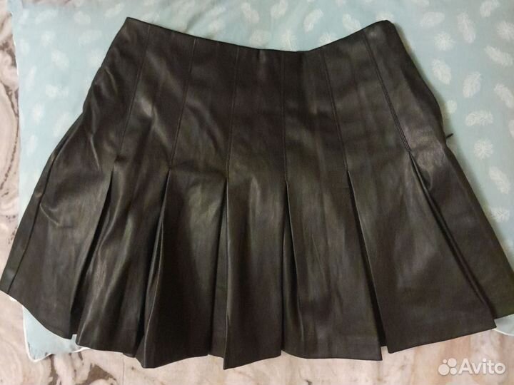Кожаная мини-юбка
