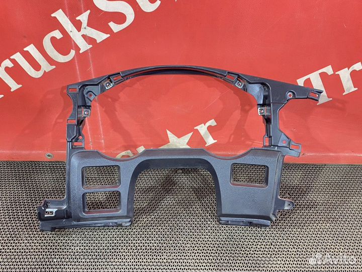 Рамка приборной панели Daf XF106