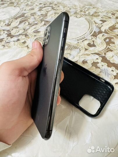 iPhone 11 Pro, 64 ГБ