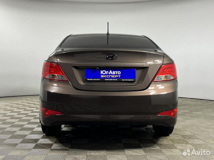 Hyundai Solaris 1.6 AT, 2015, 196 000 км