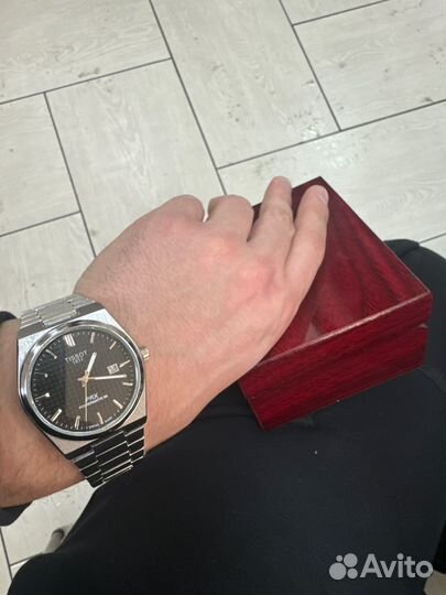 Наручные часы tissot