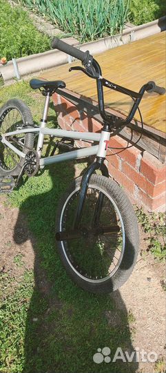 Трюковой велосипед bmx