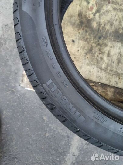 Pirelli Cinturato P7 235/45 R17 97W