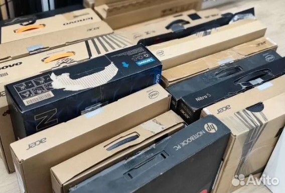 Ноутбуки Продаются в Связи с