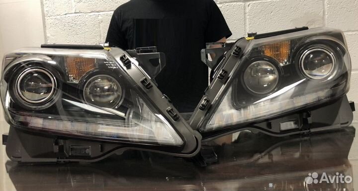 Lexus LX570 2012-2015 Фары бегающий поворот M5YO7