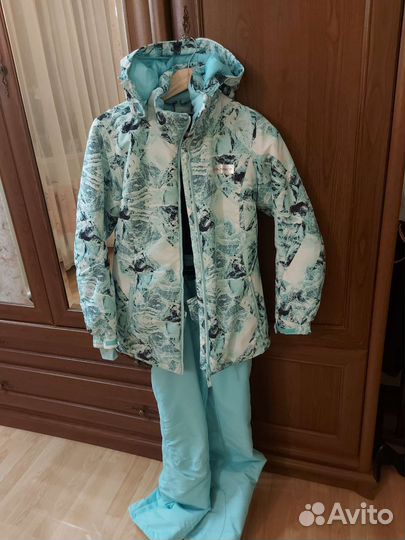 Лыжный комбинезон