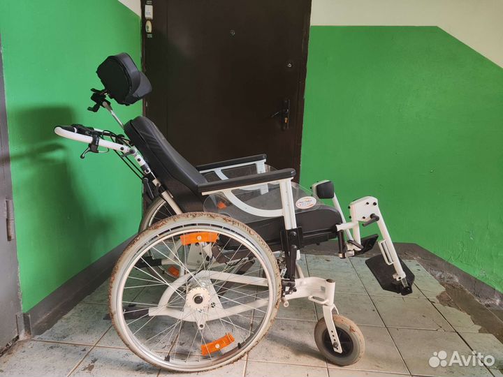 Инвалидная коляска