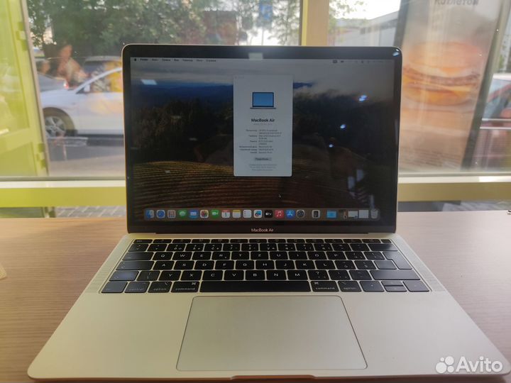 MacBook Air 13 2018 i5 8 гб SSD 128