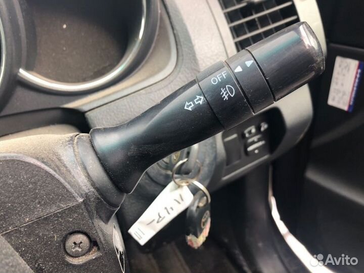 Гитара света правая Toyota Harrier MCU35 1MZ-FE