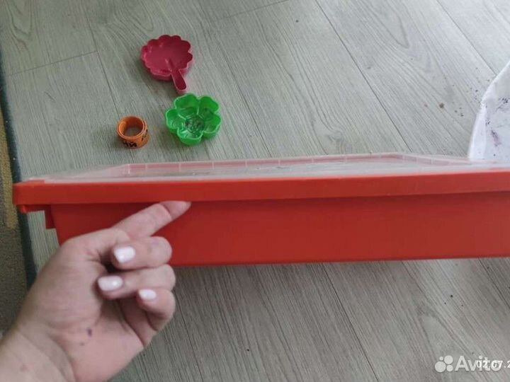 Пластичный кинетический песок в песочнице