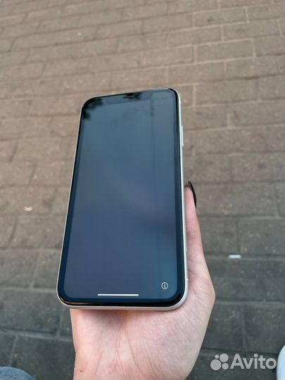 iPhone Xr, 64 ГБ