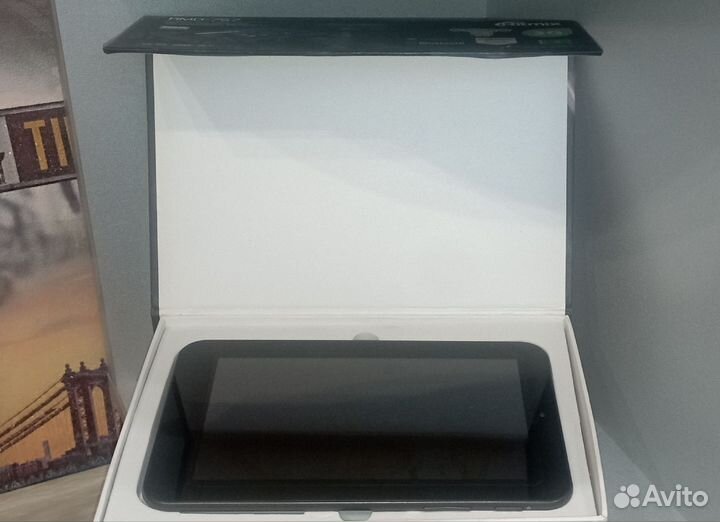 Планшет Ritmix RMD 757