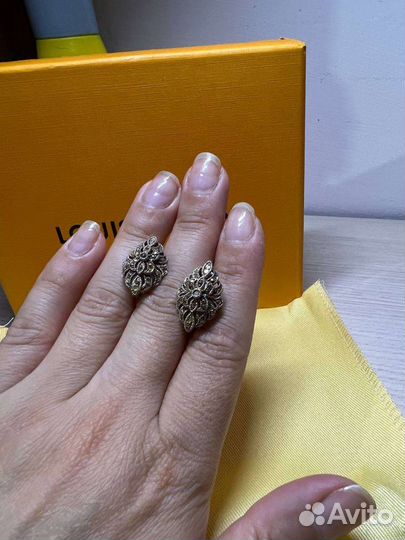 Серебряные серьги