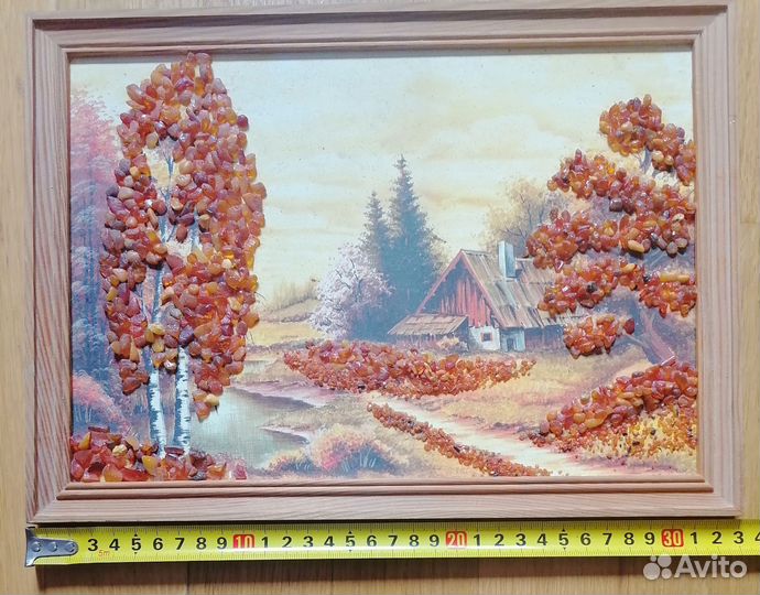 Картина с янтарем