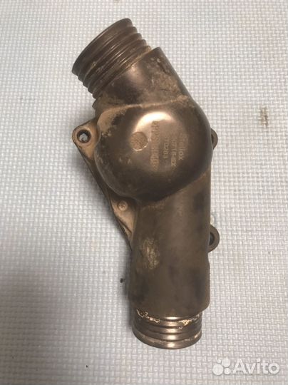 Корпус термостата бмв е34 м-50