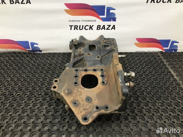 Кронштейн рессоры передний левый камаз 5490