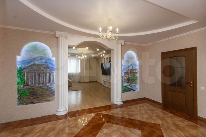 3-к. квартира, 113 м², 8/18 эт.