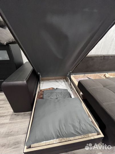 Угловой диван бу