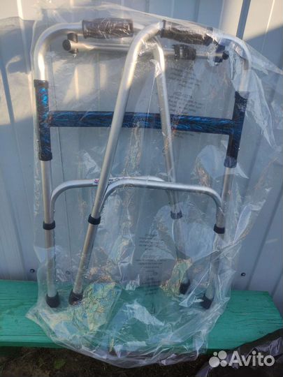 Ходунки для взрослых инвалидов