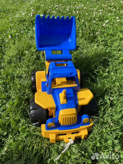 Детский трактор