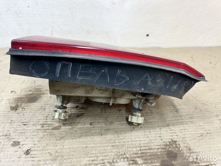 Фонарь левый Opel Astra G 1.6 X16XEL седан