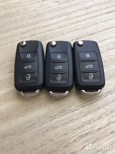 Ключ задигания Volkswagen 5K0837202adinf