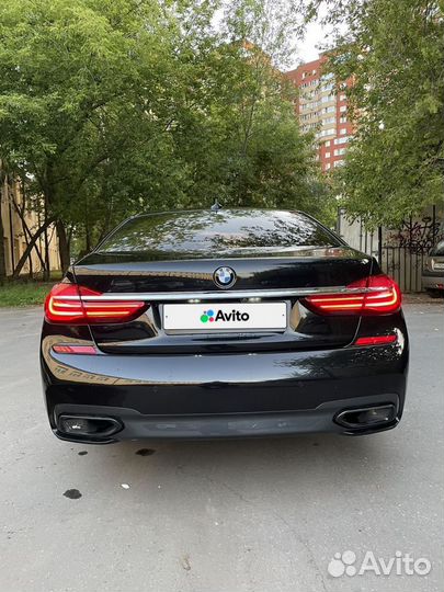 BMW 7 серия, 2016