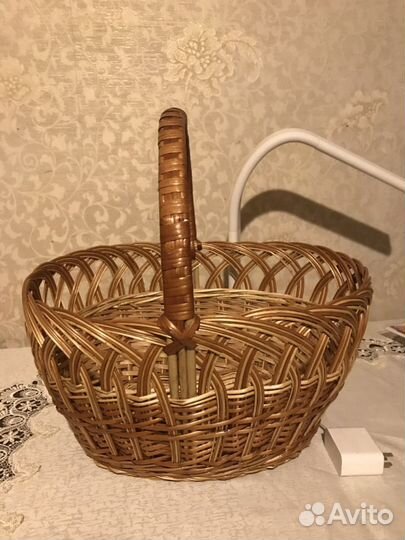 Корзина плетеная
