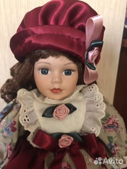 Кукла новая фарфоровая коллекционная RM