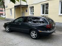 Volvo V40 1.6 MT, 1998, 320 000 км, с пробегом, цена 295 000 руб.