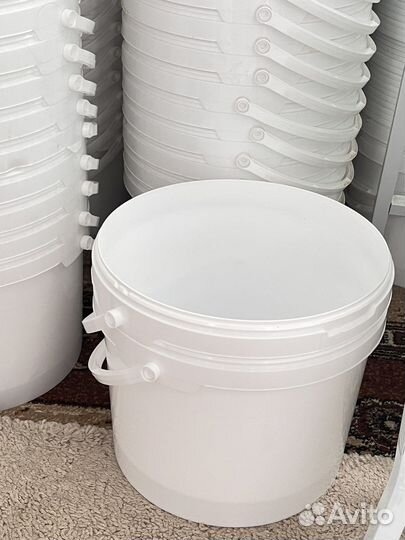 Ведро пластиковое с крышкой 10л