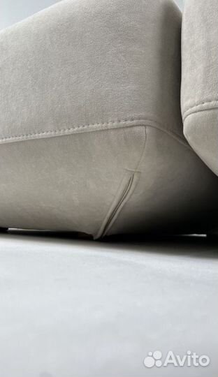 Диван прямои 4400х1700 мм